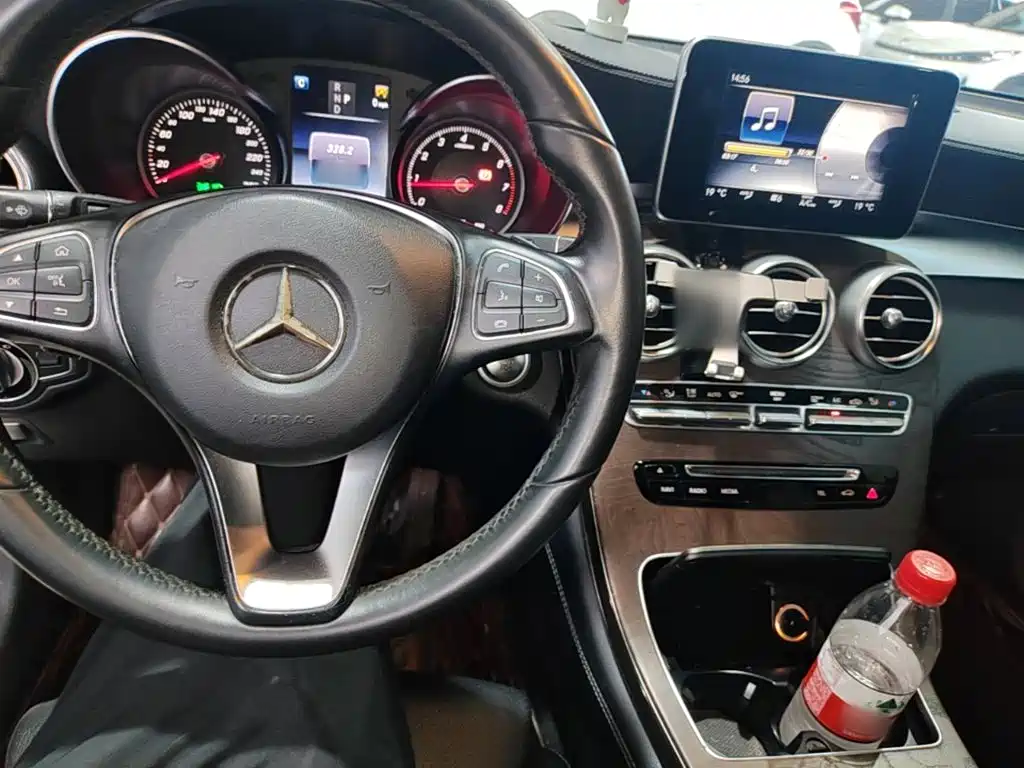 Mercedes-Benz GLC — миниатюра 10