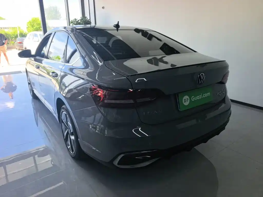 Volkswagen Lavida — миниатюра 5