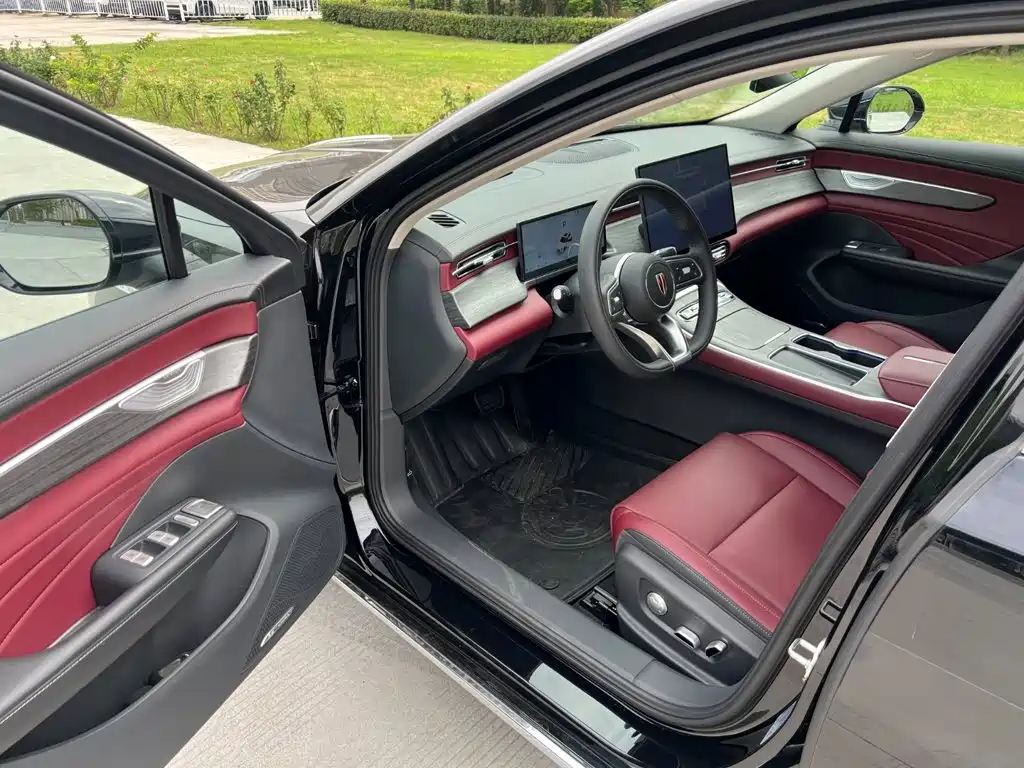Hongqi Hongqi H5 — миниатюра 5