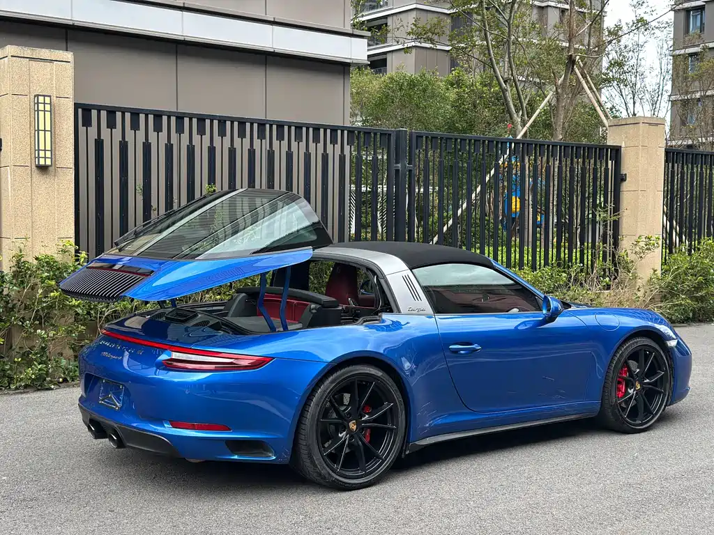 Porsche 911 — миниатюра 3