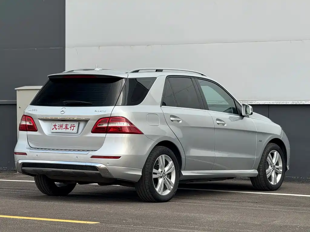 Mercedes-Benz M-Class — миниатюра 8