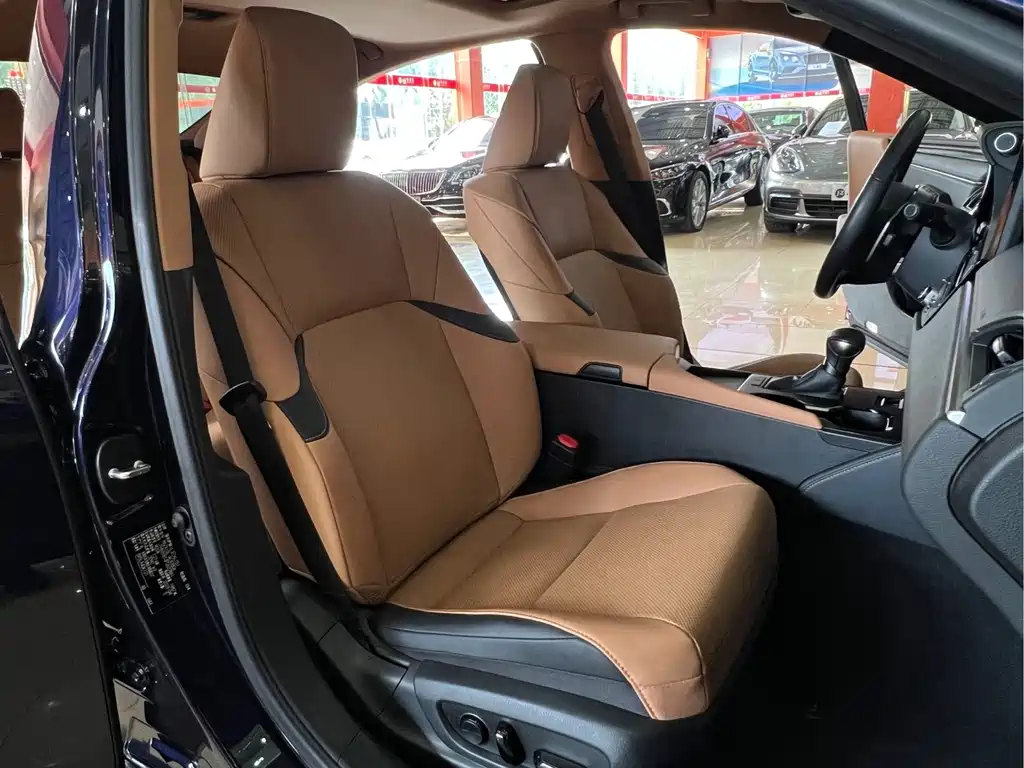 Lexus ES — миниатюра 12