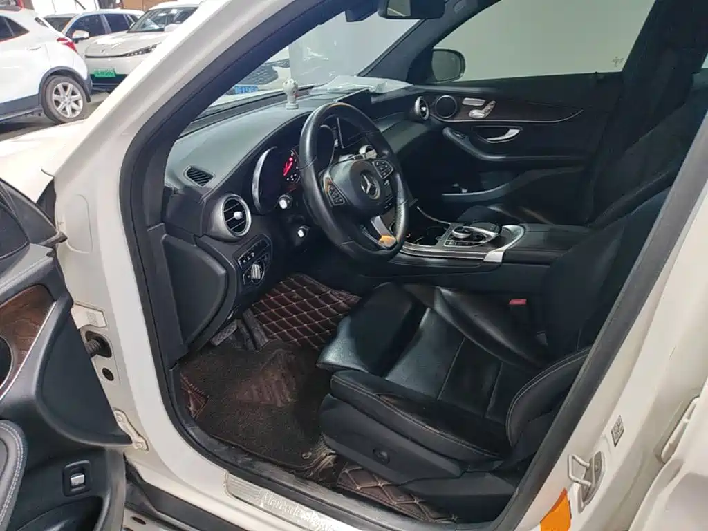 Mercedes-Benz GLC — миниатюра 15
