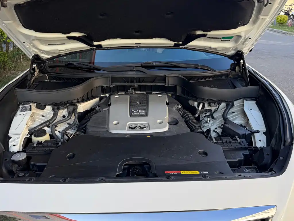 Infiniti FX — миниатюра 30
