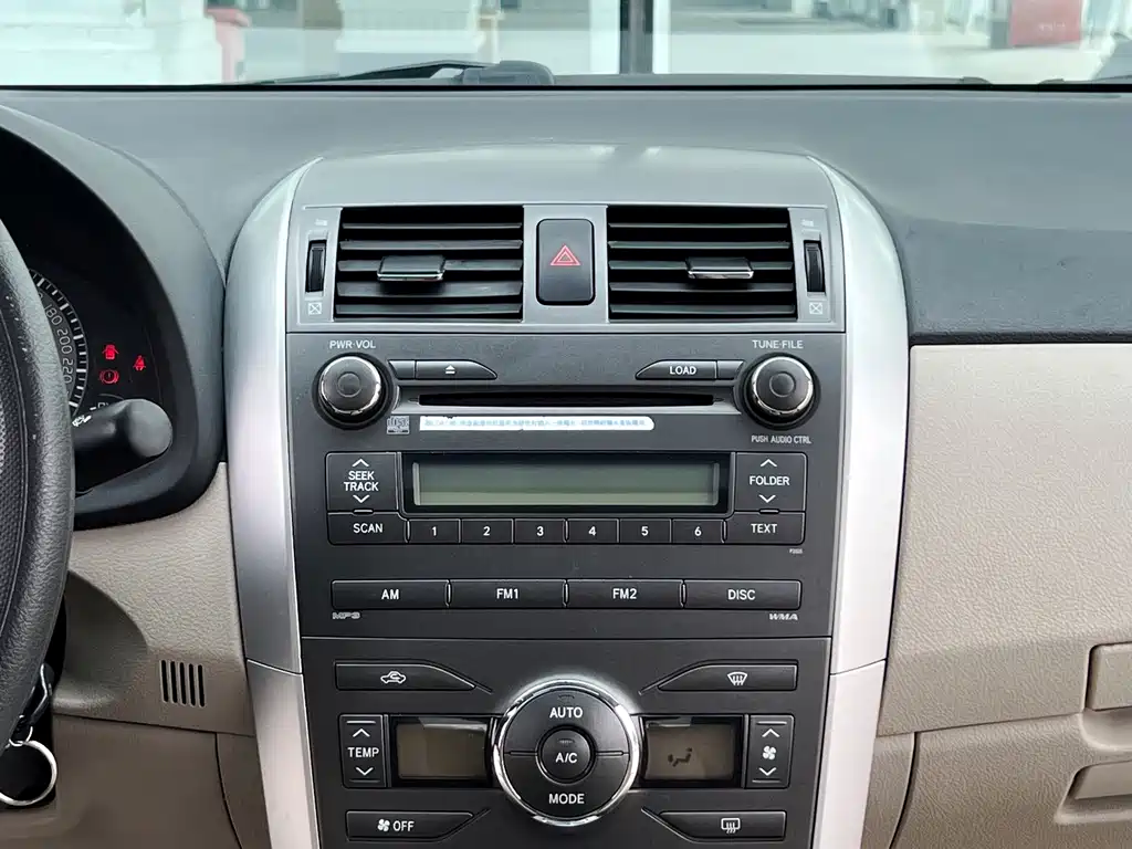 Toyota Corolla — миниатюра 13