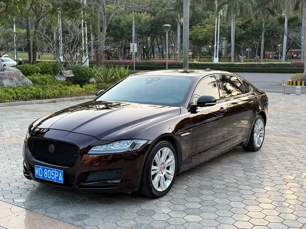 Jaguar XFL 2018