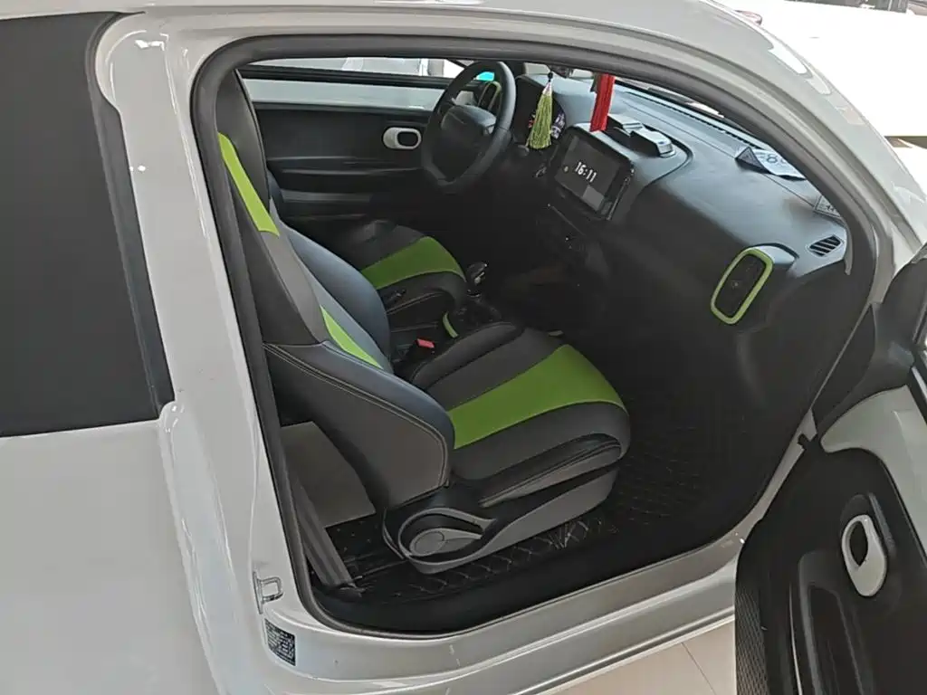 Roewe Clever — миниатюра 25