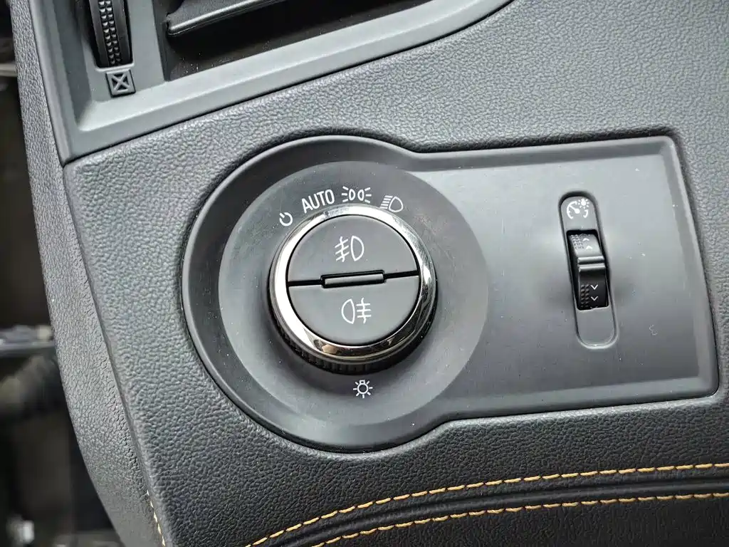 Buick LaCrosse — миниатюра 21