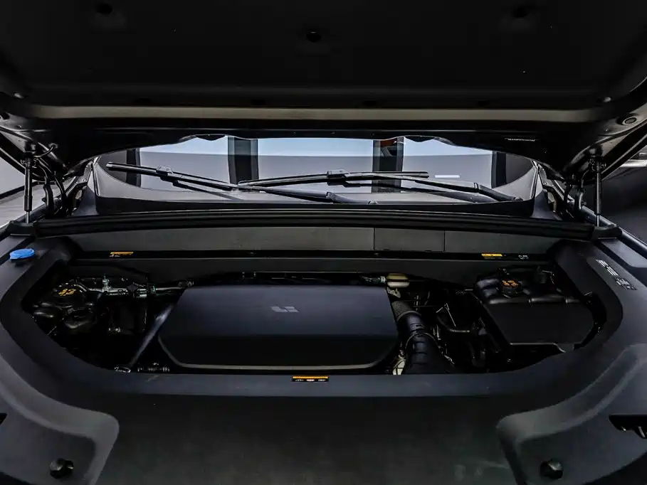 Li Auto Li L8 — миниатюра 33