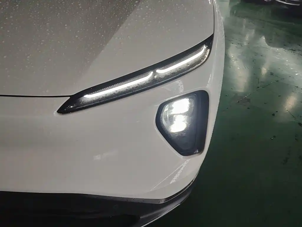 NIO ES6 — миниатюра 24