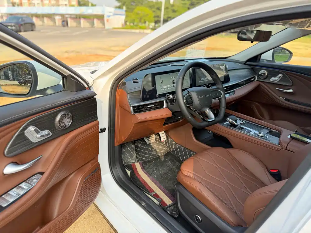 Chery Arrizo 8 — миниатюра 14