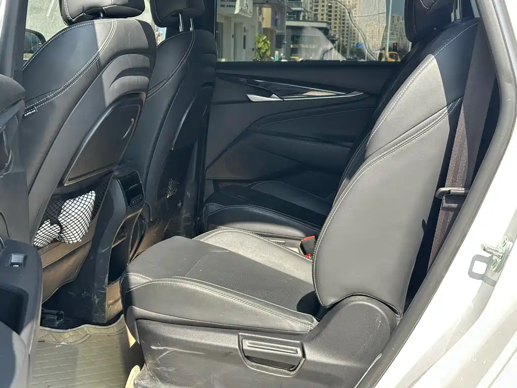 SAIC MAXUS CHASE G50