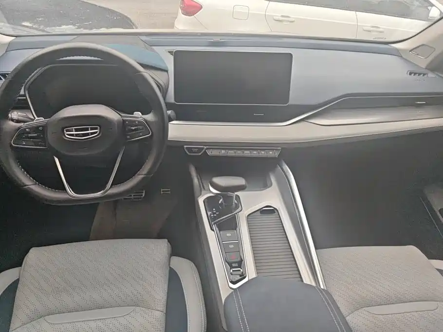 Geely Xingrui — миниатюра 12