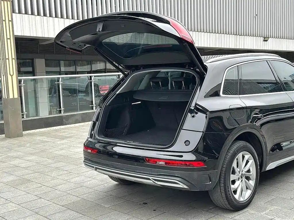 Audi Q5L — миниатюра 9