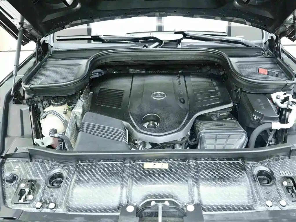 Mercedes-Benz GLS — миниатюра 29