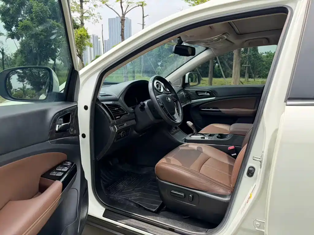 BYD S7 — миниатюра 5