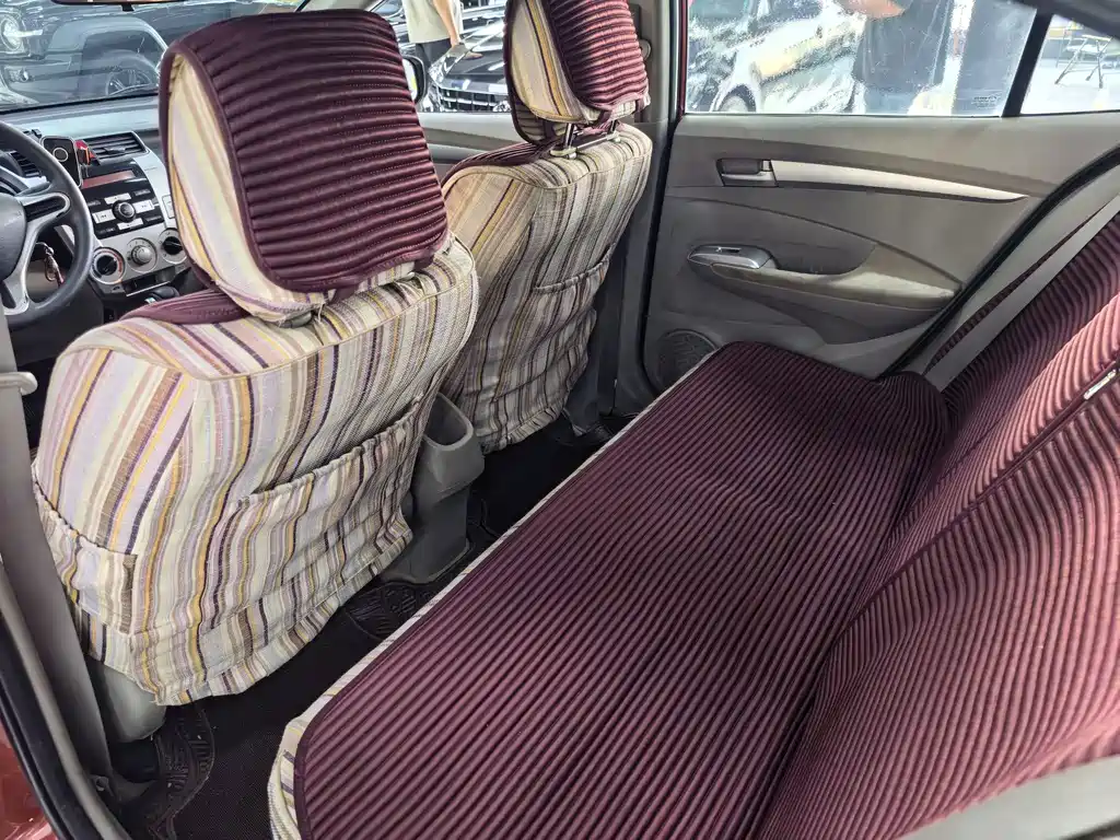 Honda City Classic — миниатюра 5