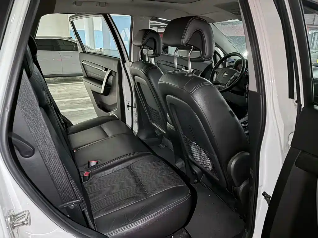 Chevrolet Captiva 2014 2.4L Flagship 7 мест