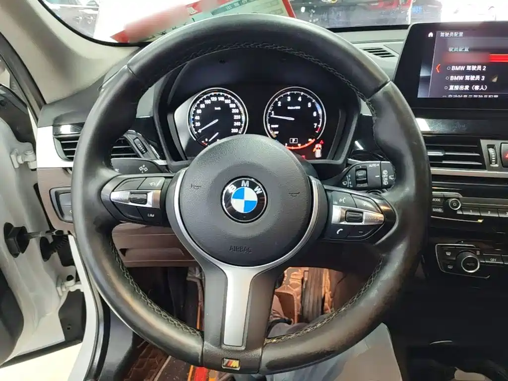 BMW X1 — миниатюра 11