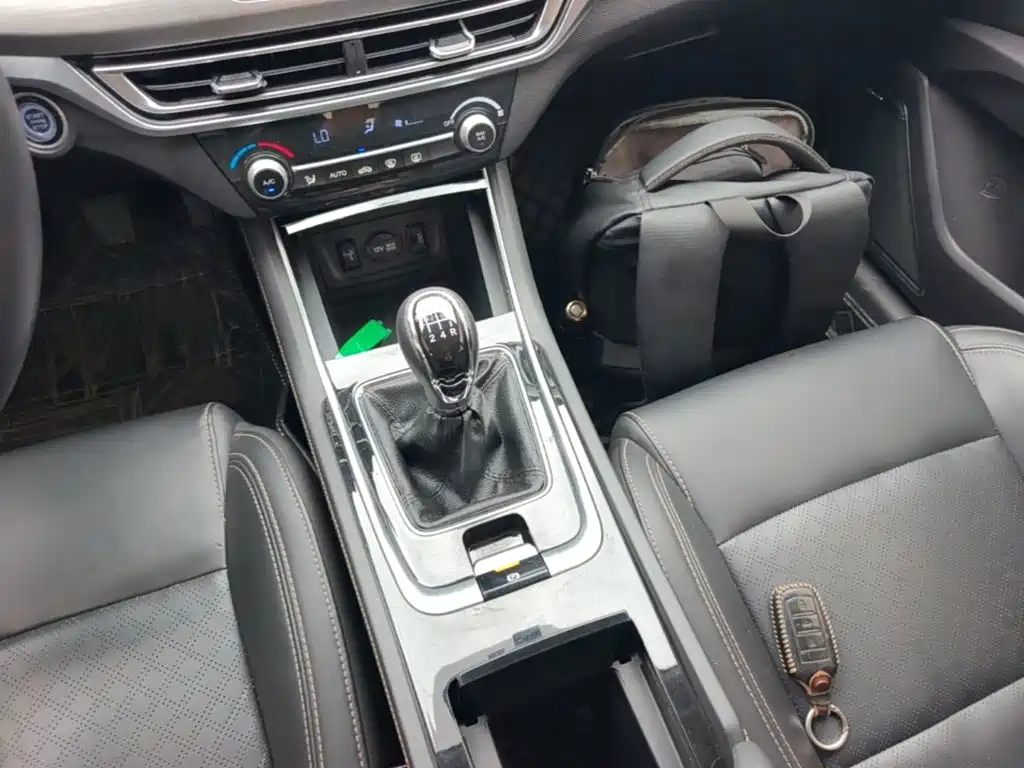 Changan Eado — миниатюра 14