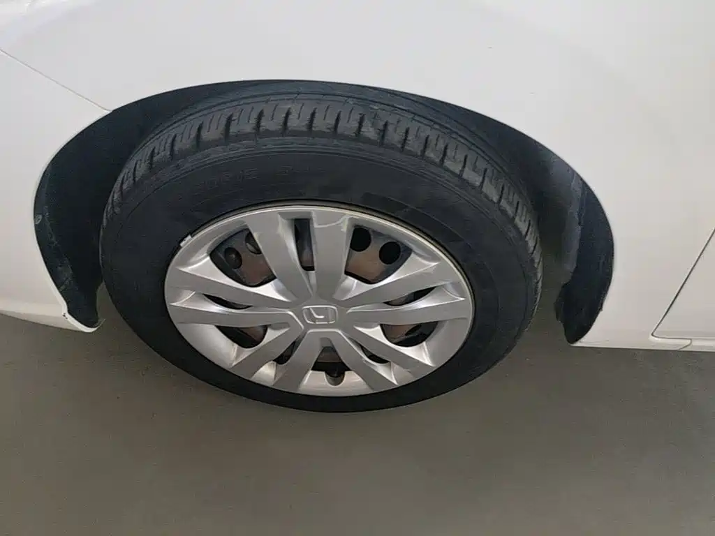 Honda Fit — миниатюра 23
