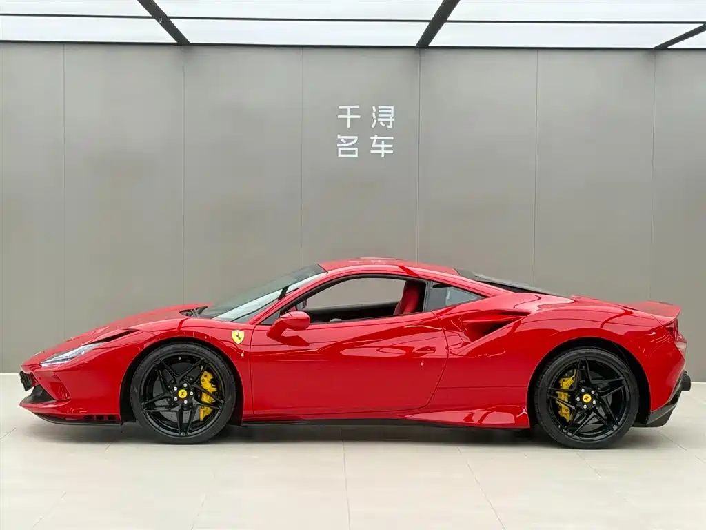 Ferrari F8 Tributo 3.9T V8, фото 3