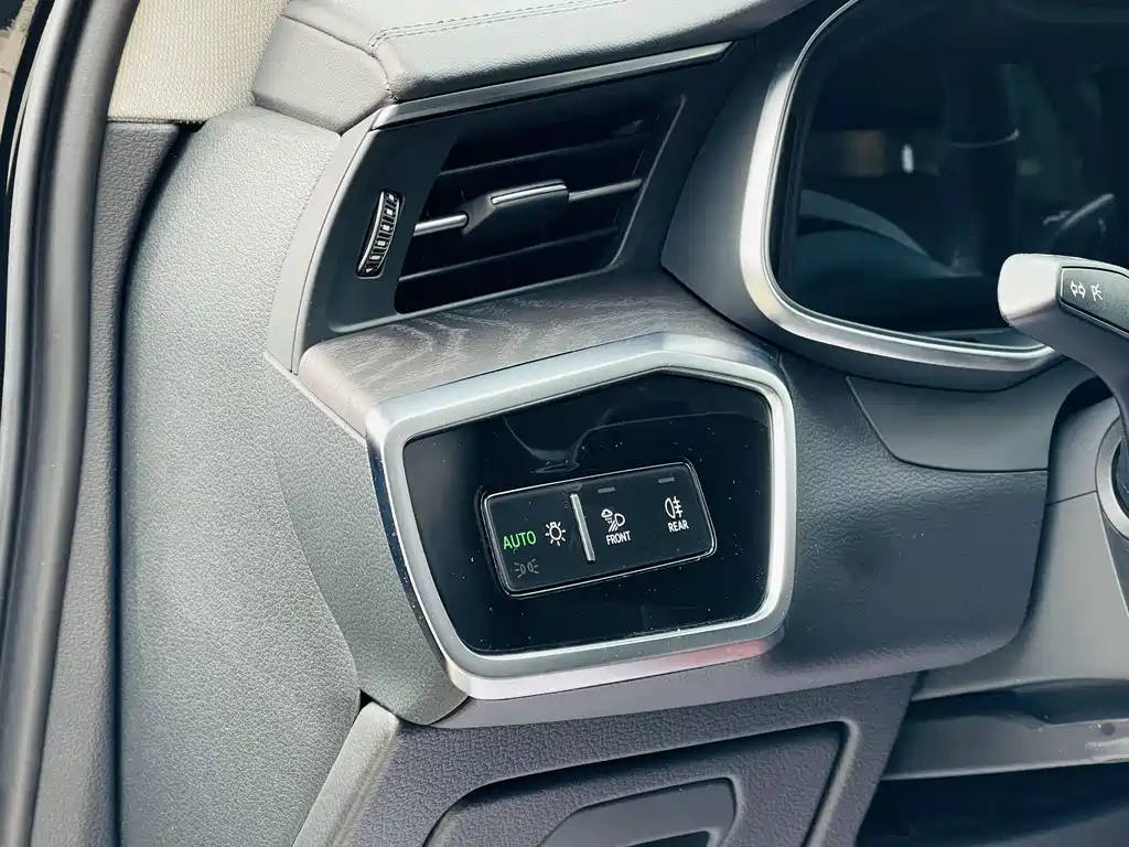 Audi A6L 2023 45 TFSI quattro