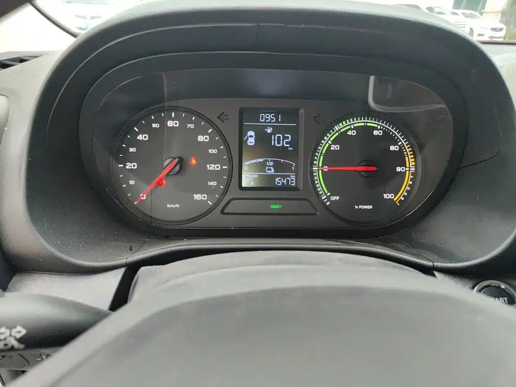 Roewe Clever 2022 311km