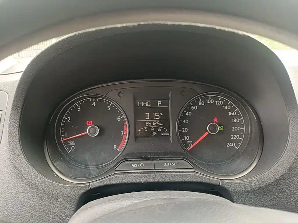 Volkswagen Polo — миниатюра 12