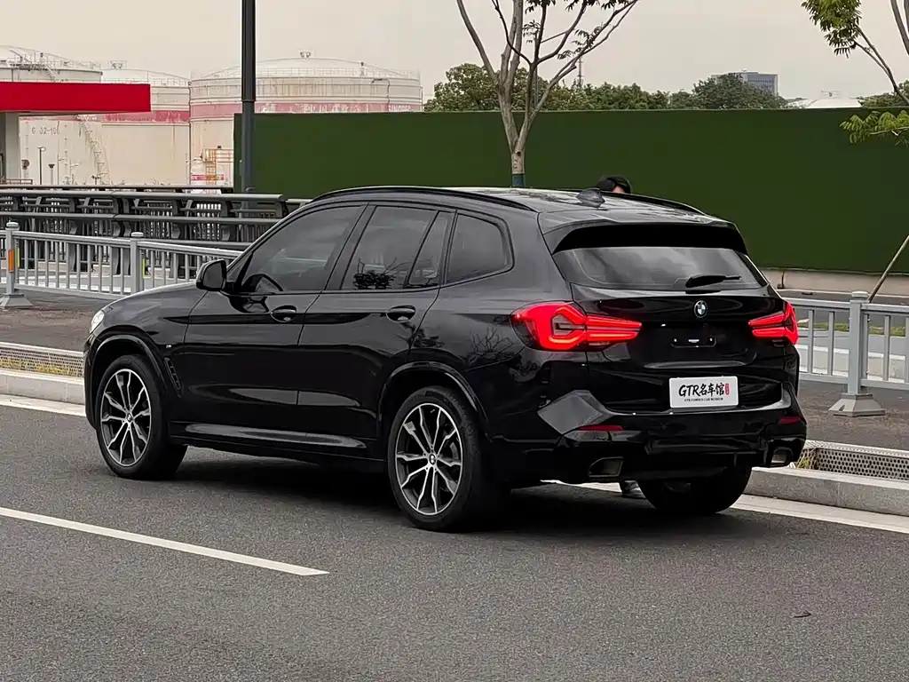 BMW X3 — миниатюра 8