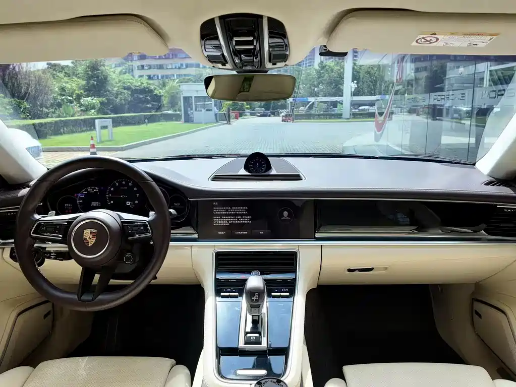 Porsche Panamera — миниатюра 11