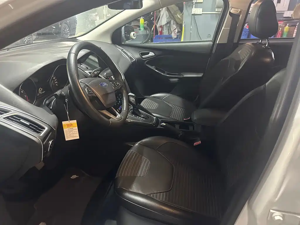 Ford Focus — миниатюра 3