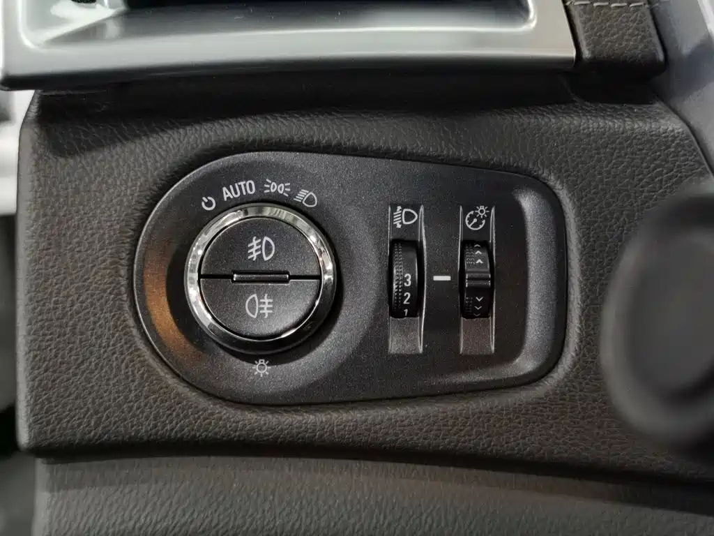 Cadillac SRX — миниатюра 21