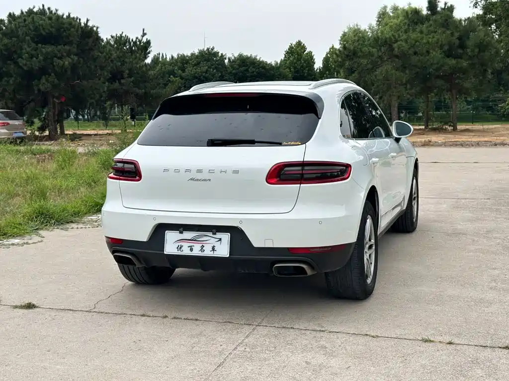 Porsche Macan — миниатюра 6