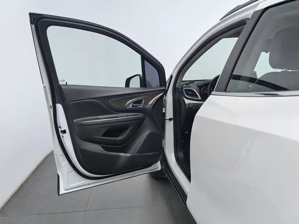 Buick Encore — миниатюра 8