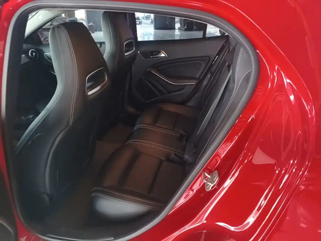 Mercedes-Benz GLA — миниатюра 17