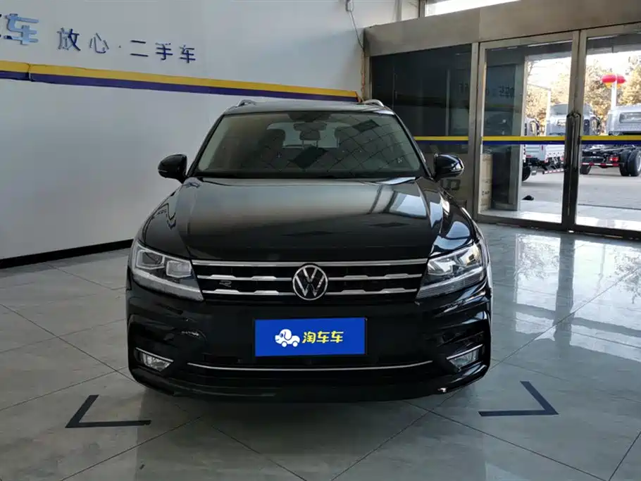 Volkswagen Tiguan L L 2021 330TSI AT R-Line