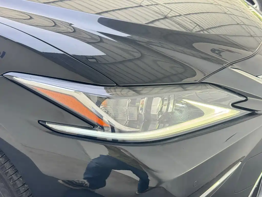 Lexus ES — миниатюра 35