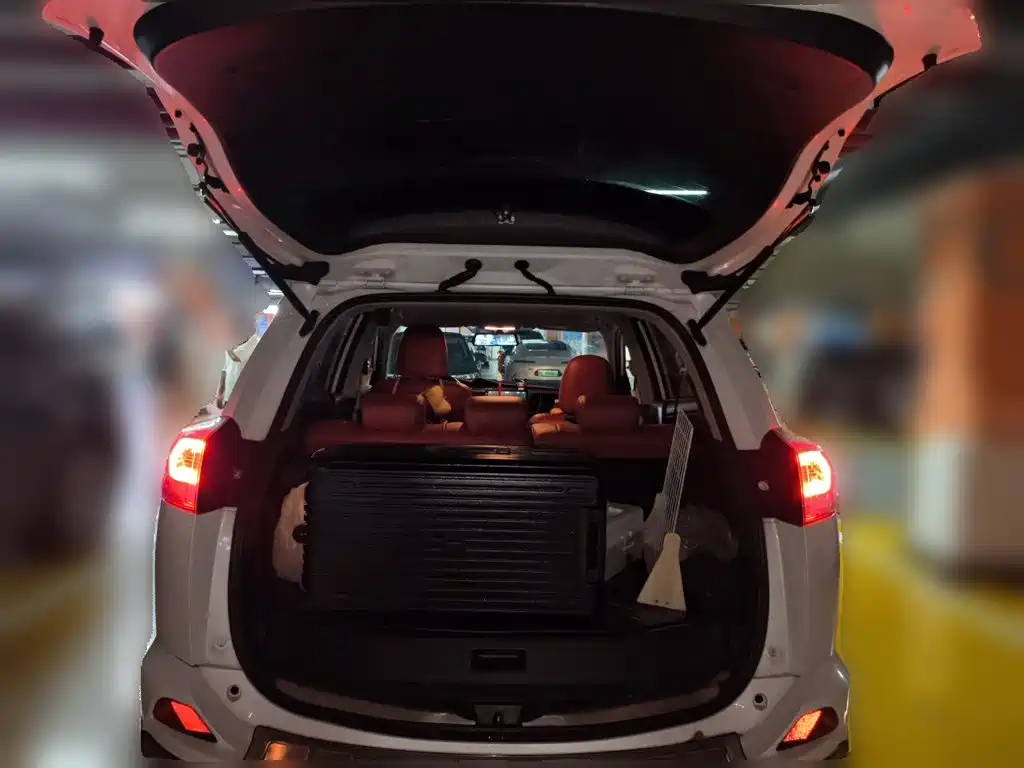 Toyota RAV4 — миниатюра 15