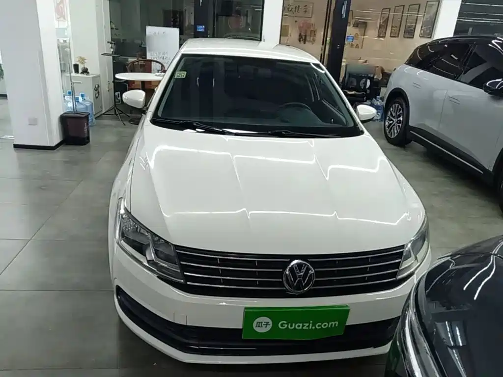 Volkswagen Lavida — миниатюра 3