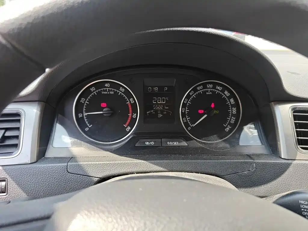 Skoda Rapid Spaceback — миниатюра 7