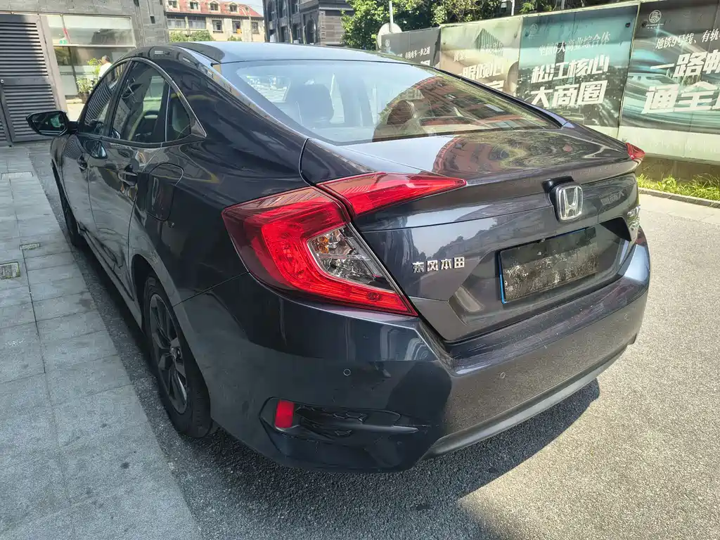 Honda Civic 2019 220TURBO CVT V