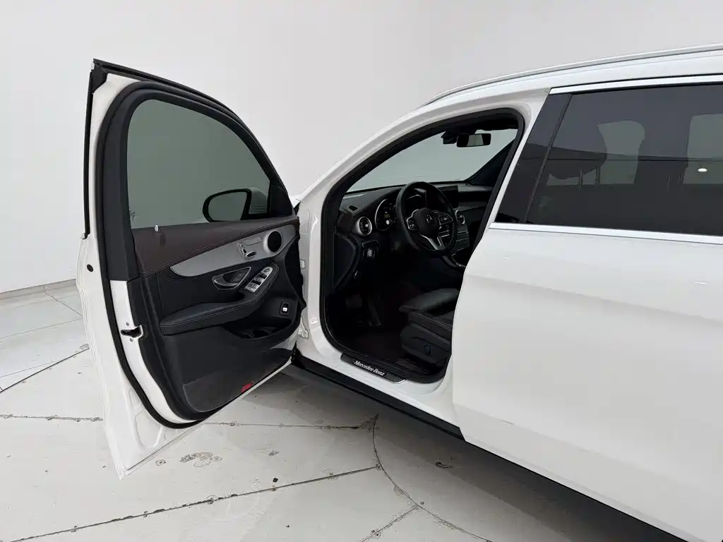 Mercedes-Benz GLC — миниатюра 22