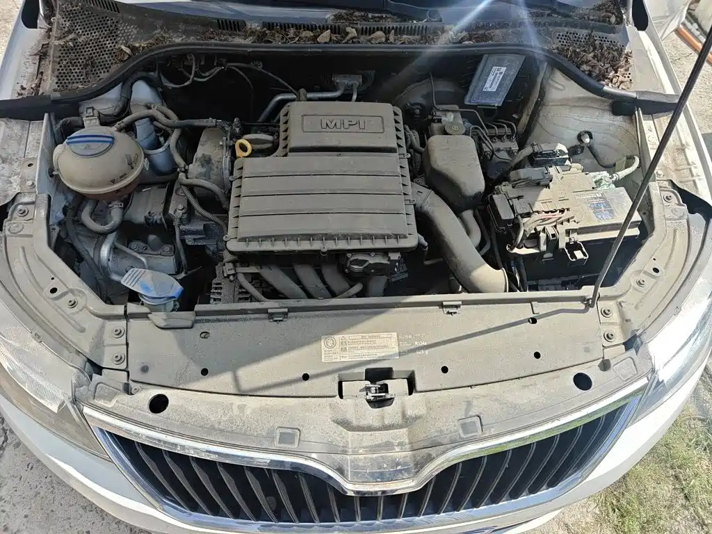 Skoda Rapid Spaceback — миниатюра 16