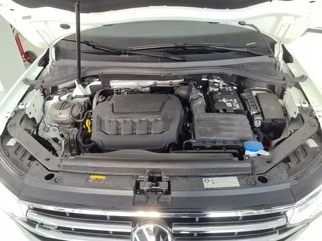 Volkswagen Tiguan L — миниатюра 20