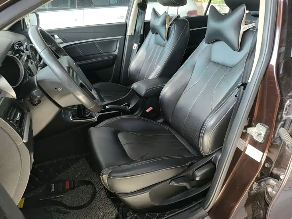 Geely Emgrand — миниатюра 15