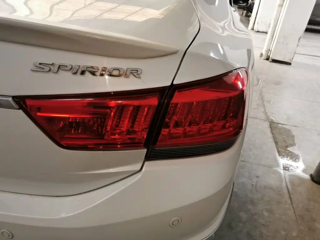 Honda Spirior 2015 2.4L Luxury