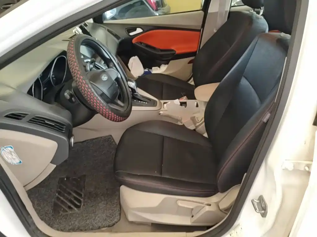 Ford Focus — миниатюра 15