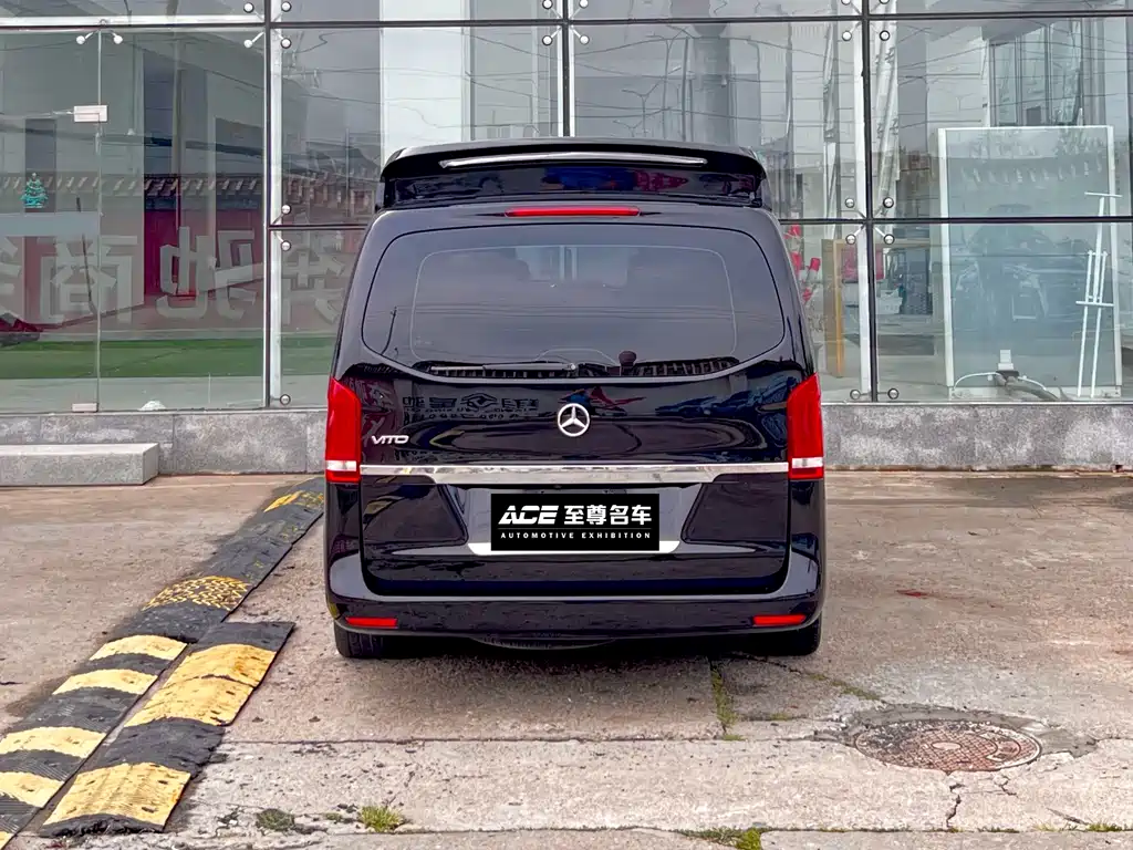 Mercedes-Benz Vito — миниатюра 5