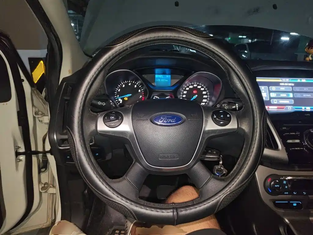 Ford Focus — миниатюра 6
